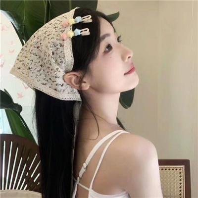 踉跄女孩